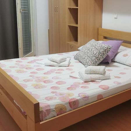 Pine Apartment Χβαρ Εξωτερικό φωτογραφία
