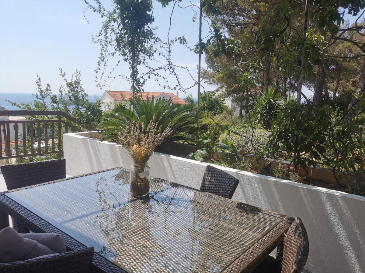 Pine Apartment Χβαρ Εξωτερικό φωτογραφία