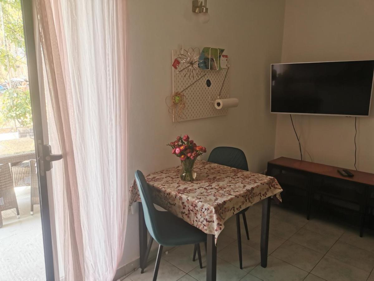 Pine Apartment Χβαρ Εξωτερικό φωτογραφία